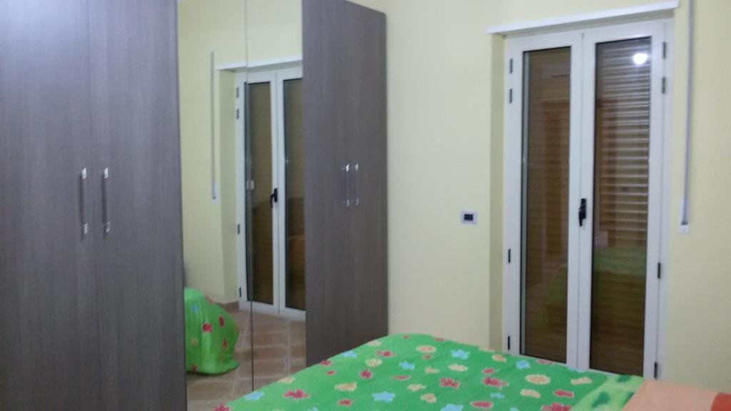 B & B Residence L'Ancora فيلابيانا الغرفة الصورة